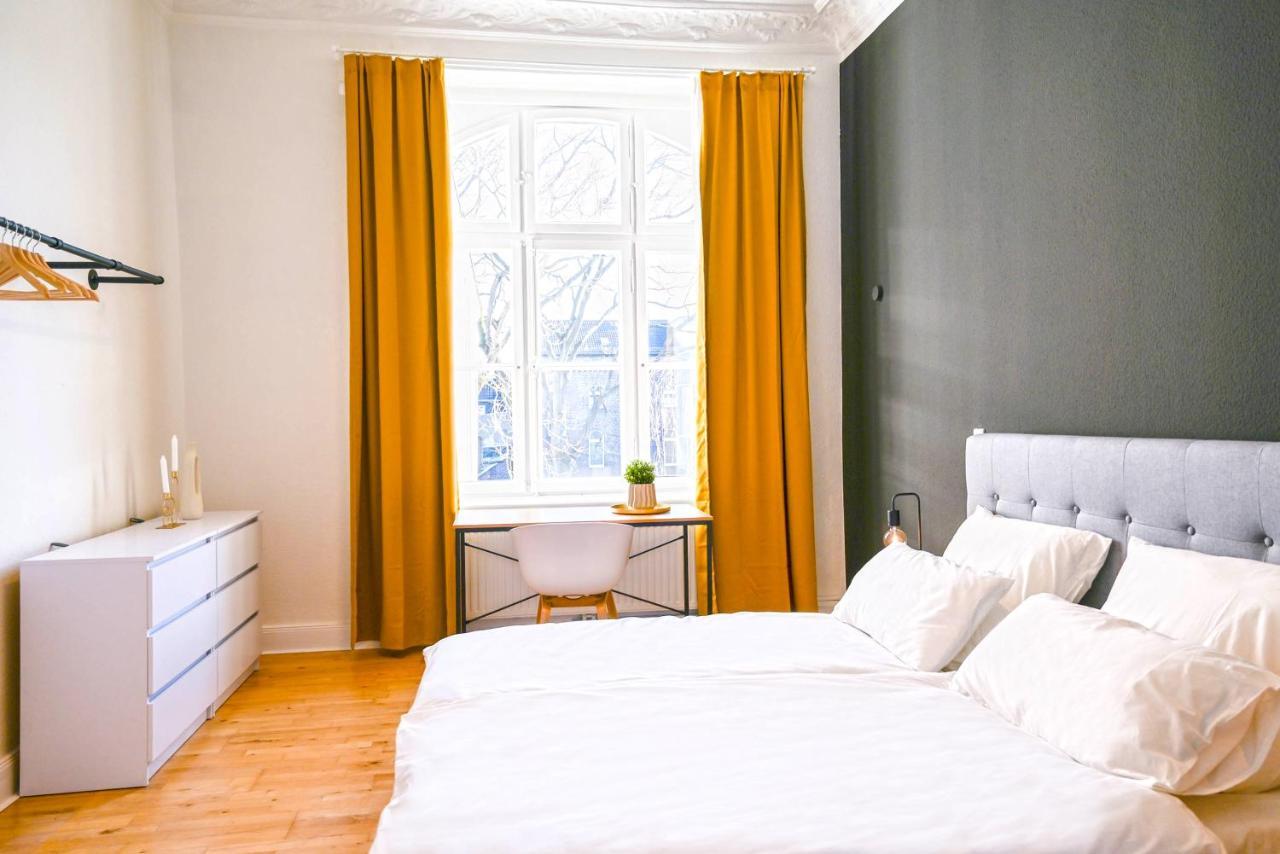 120Qm Denkmal Apartment In Krefeld Mit Stuck Und Balkon - Beuys Apartments - Krefeld Zewnętrze zdjęcie